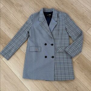 Fashion Nova Two-Tone Gray and Blue Blazer